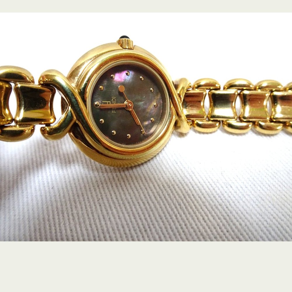 Auth FENDI Pearl Gold Plated Chain Links Watch